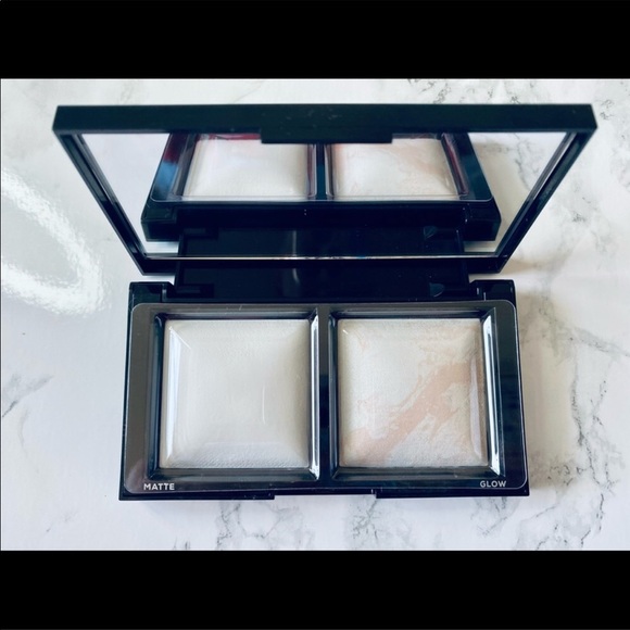 bareMinerals Invisible Translucent Powder Duo - Picture 1 of 2